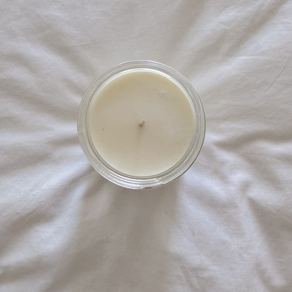 SEVEN LAKES - coconut wax candle - Picture 4 of 6